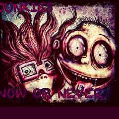 JUNKIES19