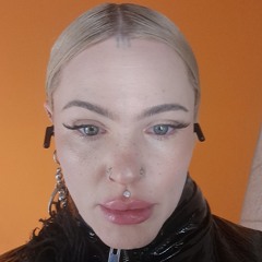 Futuremilf2085