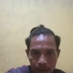 Ade Yusuf
