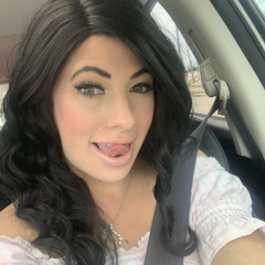 Carlyxoxo