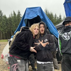 Get high off music and dancing.🏴‍☠️🔊🖤