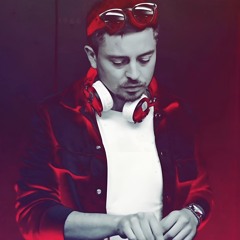 DJ Max D