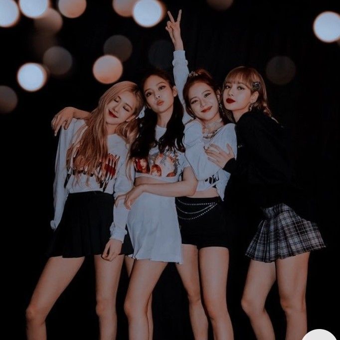 BLACKPINK FOREVER