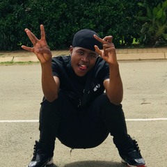 Mello El Court Stutja