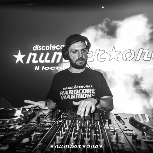 1.06.2010 - Flash Warrior DJ @ number one - Ravestorm - Finale SALA N.T.