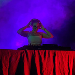 DJ Miss Olivia