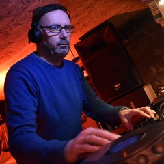 Dj-Dav