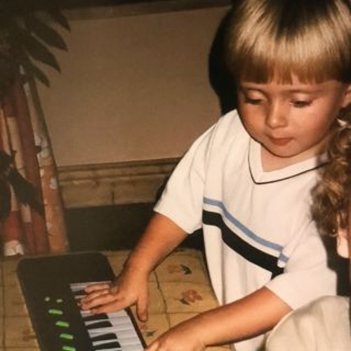 Raise your hands v11wav