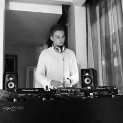 DJ Vadi