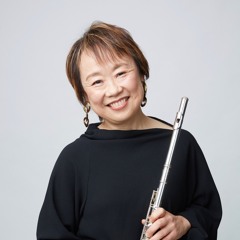 Sakura Momo - Người Phù Thuỷ Manga Đáng Nhớ Với Những Sáng Tạo Vượt Thời Gian