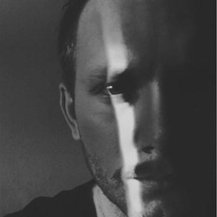 WHYØU