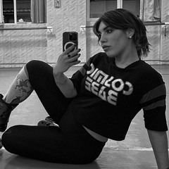 Недавня Аліна