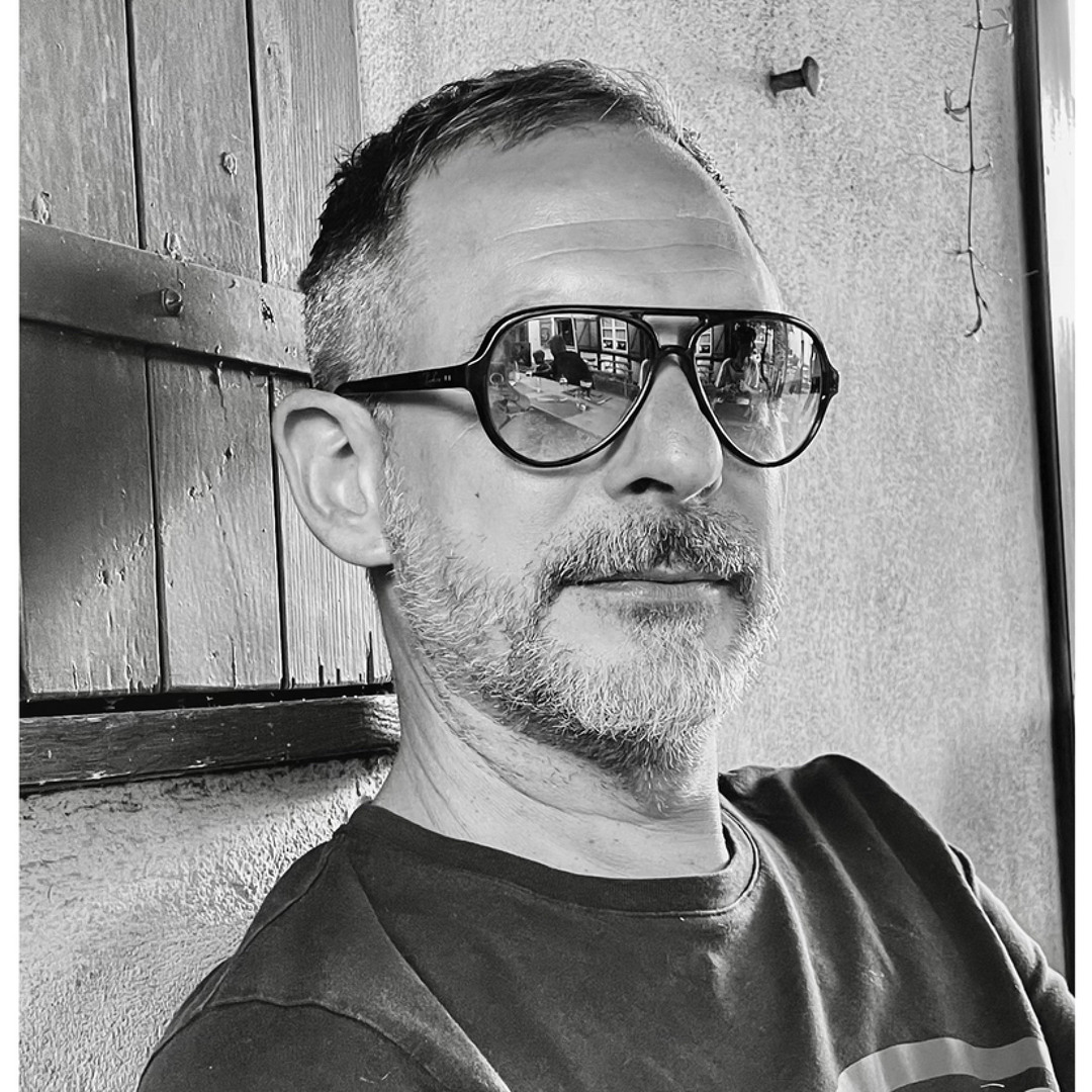 nico☺︎☺︎ I Survived 1000 DAYS as NICO in HARDCORE Minecraft! - Friendly