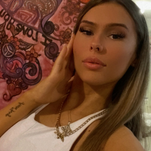 Bella Mia’s avatar