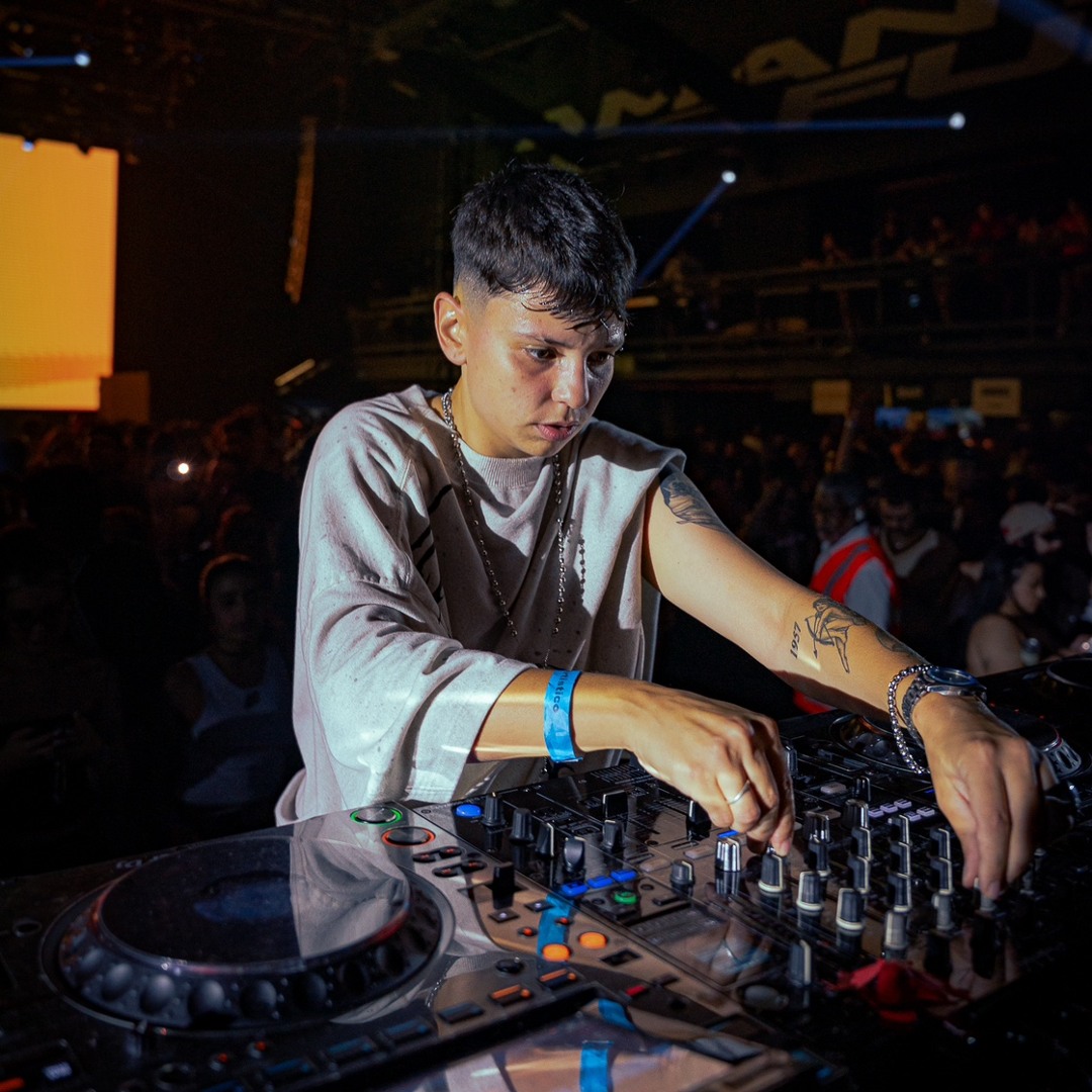 Stream POPO music | Listen to songs, albums, playlists for free on