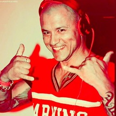 LUCKEDj