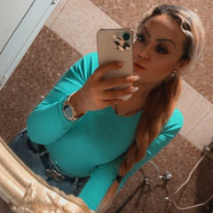 andreea maria