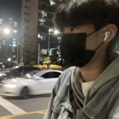 김태윤