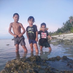 Blue_Lagoon_-_Far_Away_Holiday