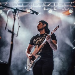 Whos Cheatin Who Solo - Alan Jackson Cover