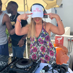 dj miss honey