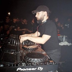 DJ RayRay ft Skrillex & Martin Garrix, Yellow clwa