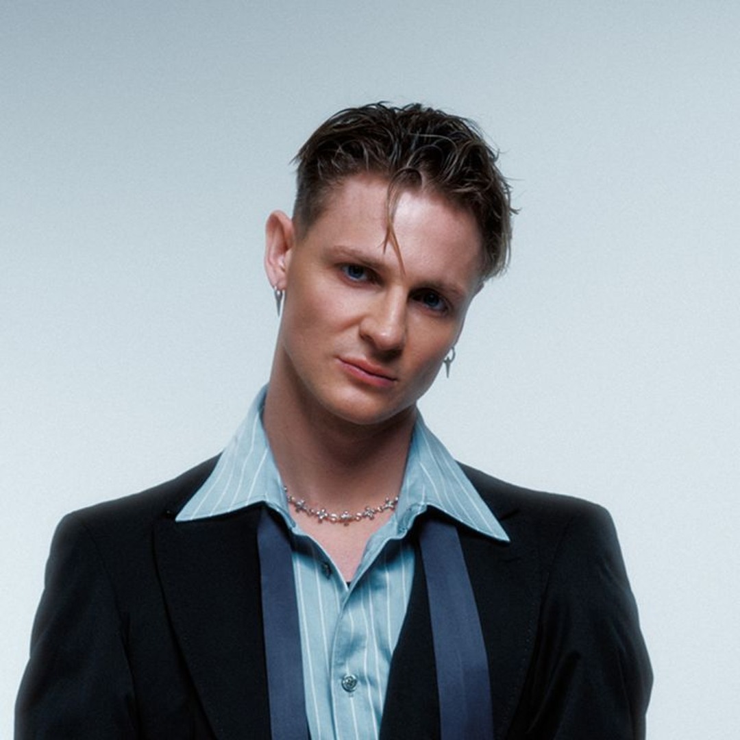 Stream Nicolas Julian / music | Listen to songs, albums, playlists