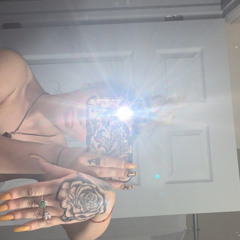 𝐋 𝐲 𝐫 𝐢 𝐜