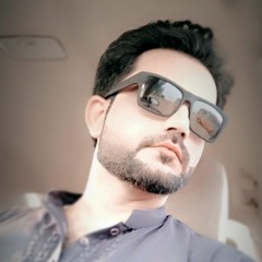 handsome hunk 🎧