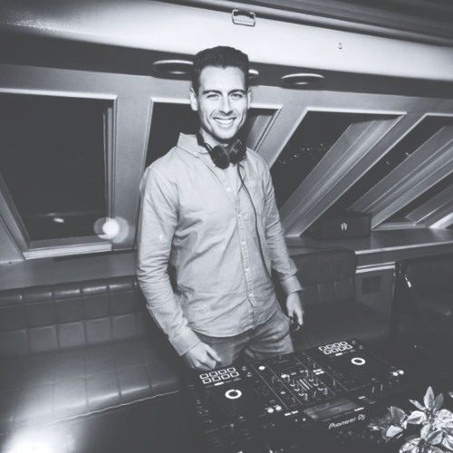 Theo’s Rooftop Afro House Mix