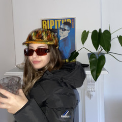 evi_claire