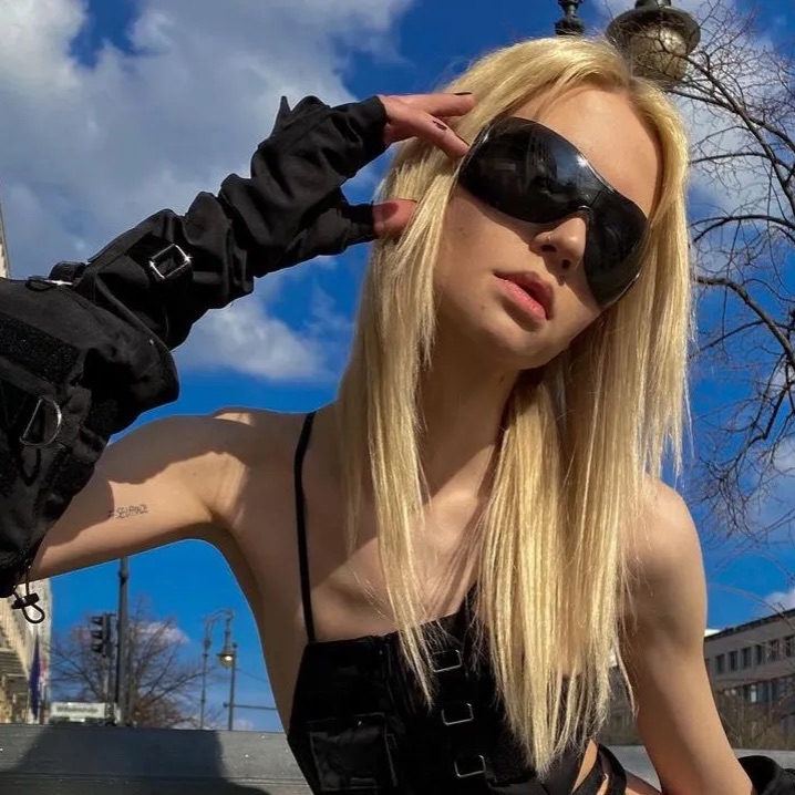 BRITNEY MANSON LEAKS