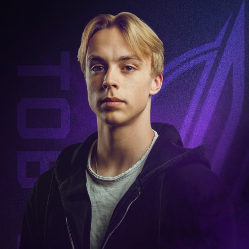 Tob-e artist photo