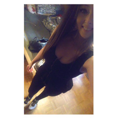 Evi_Hollanders