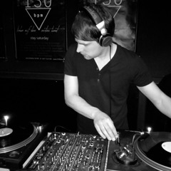 Sascha F. Threesome (dj analog)