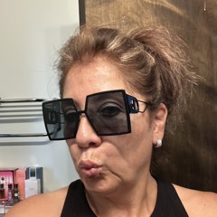 Tanya Lucia Penaherrera