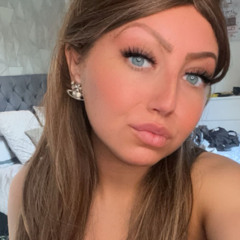 Paige_Ledgerx
