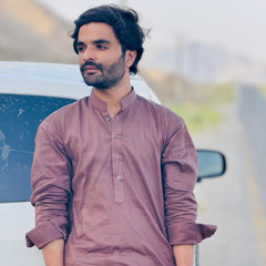 Qamer ZeHrii🥀