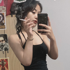 cây nấm màu tím