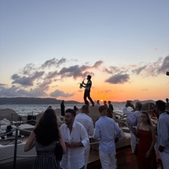 L'AMOUR TOUJOURS X WORLD HOLD ON..m4a