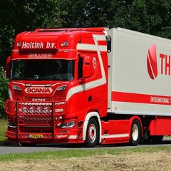 Trucker Boaz