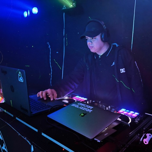 DJ YEISON CR — artist photo