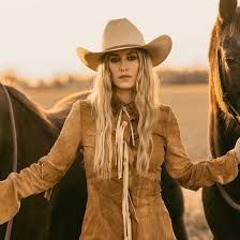 Lainey Wilson