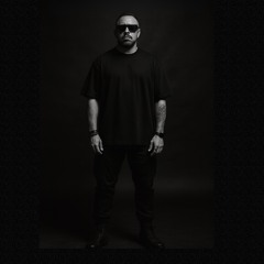 ALL BLACK EVERYTHING