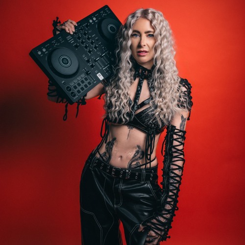 Stream SÄRAHTONIN music | Listen to songs, albums, playlists for free ...