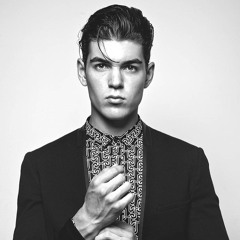 JULIAN ZVALENI DJ