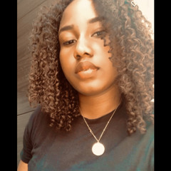 Kïůťÿ Čämïllë Vïčťóř