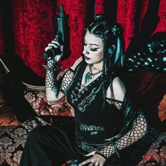 VICIOUS VAMPIRA