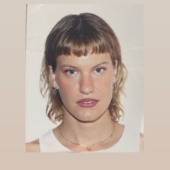 ⋆ Mena G ⋆