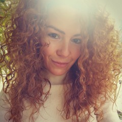 Anita Peli Roja